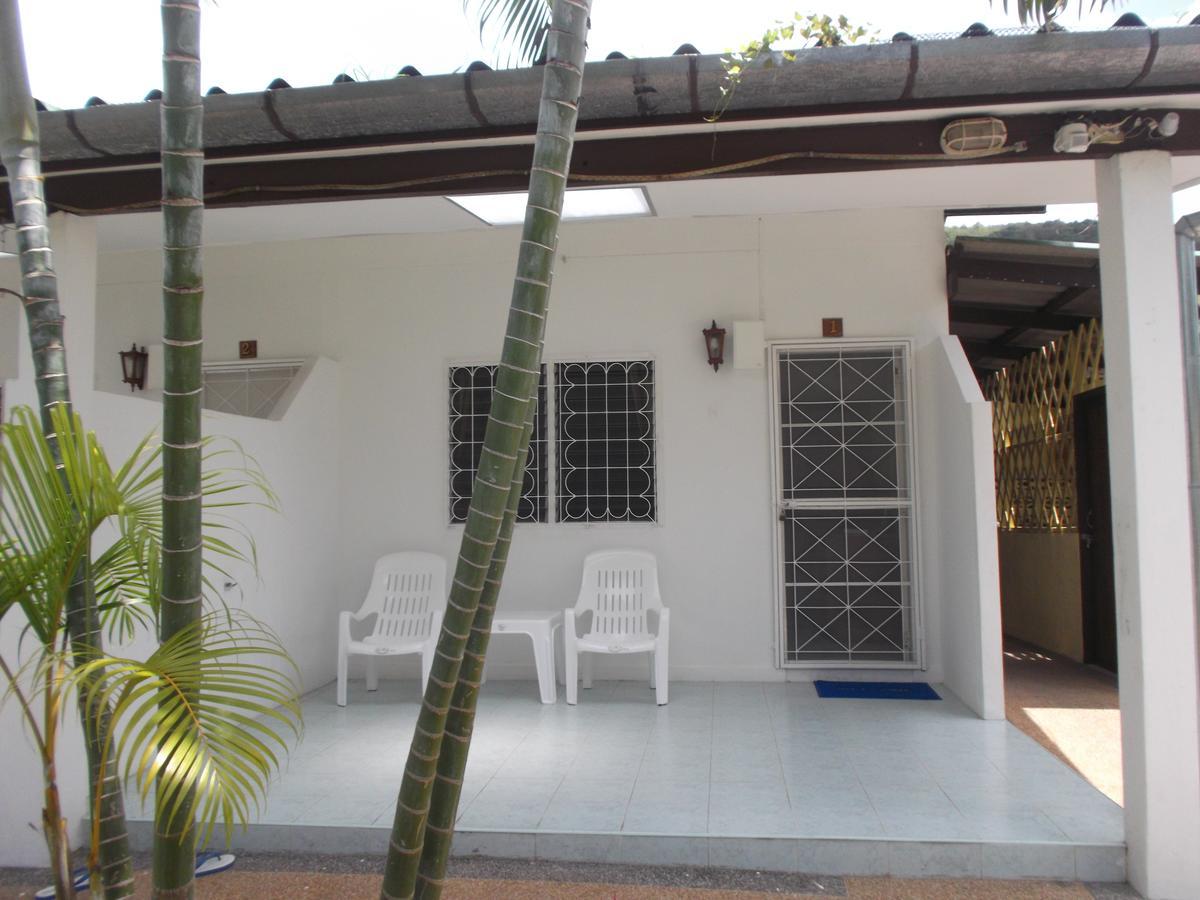 Mali Garden Resort Patong Bagian luar foto