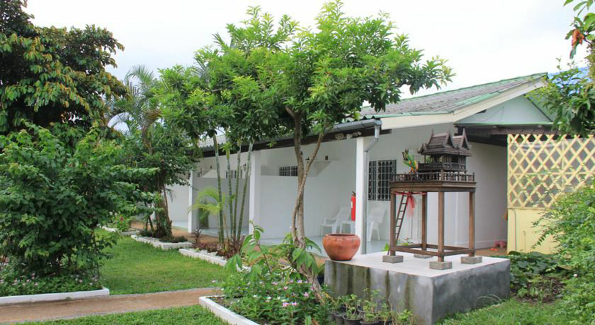 Mali Garden Resort Patong Bagian luar foto
